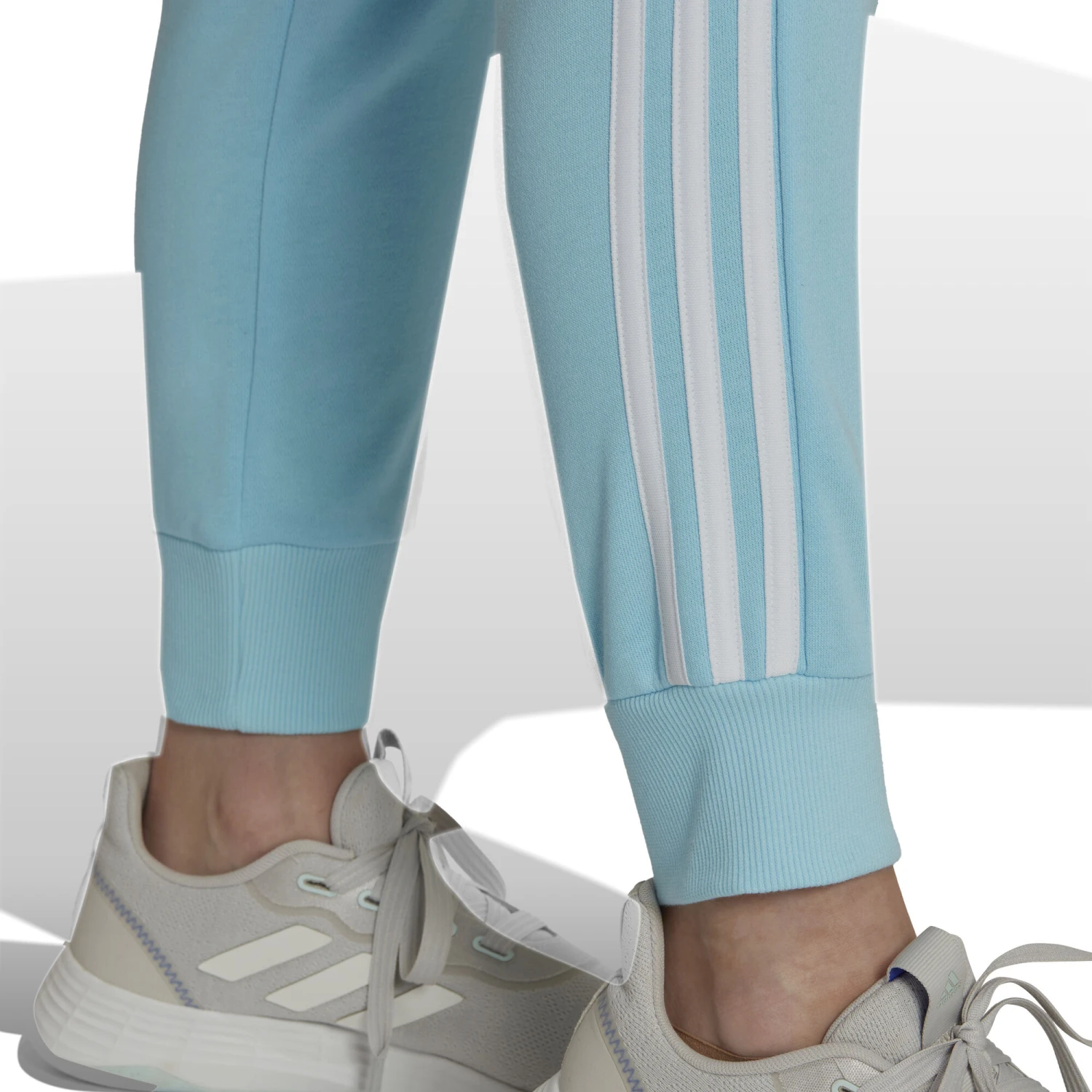 ADIDAS 3 Stripes French Terry Core Pantalone Da Allenamento Donna - Blu 7 ADIDAS 3 Stripes French Terry Core Pantalone Da Allenamento Donna - Blu - immagine 5